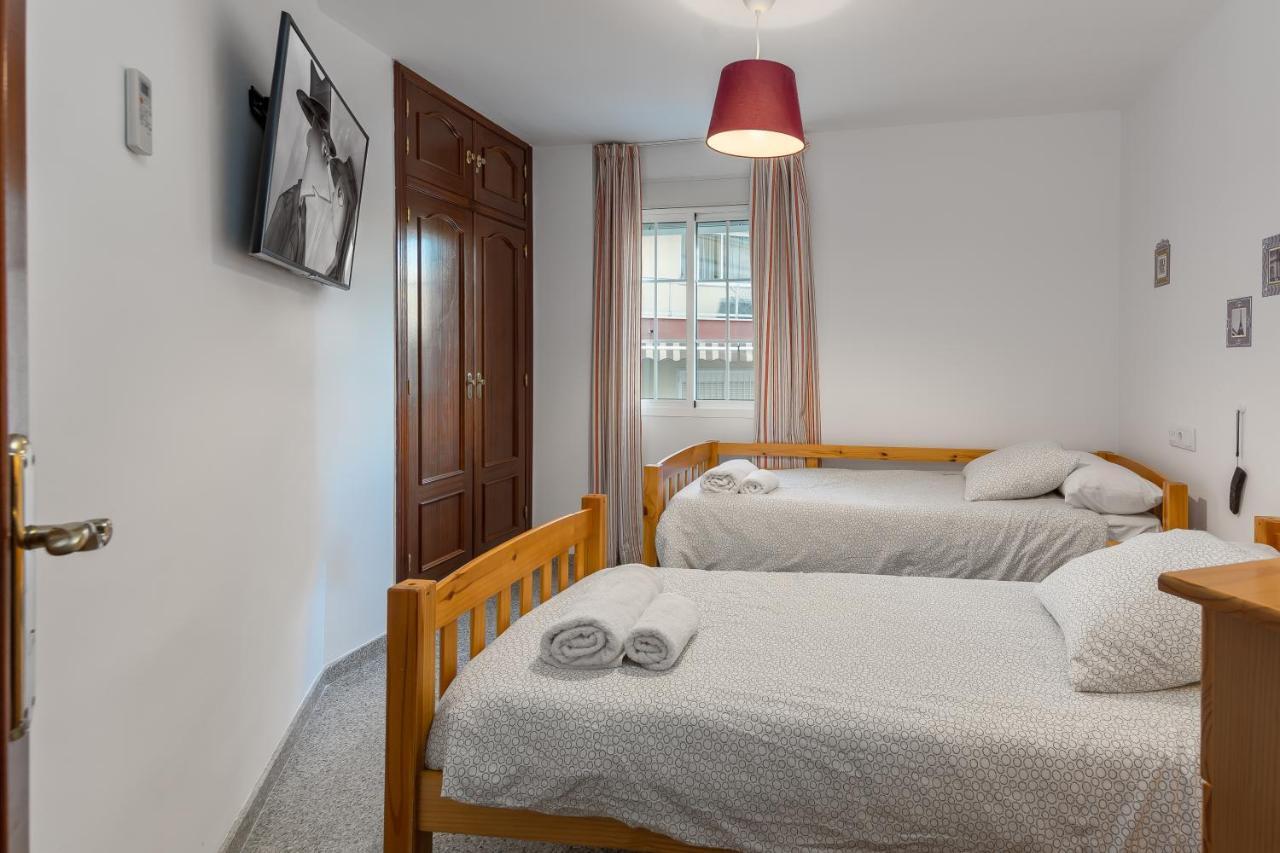 טורמולינוס Sf Carihuela Luxury Suite מראה חיצוני תמונה